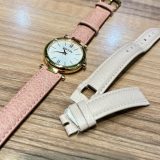 桜色の革バンド